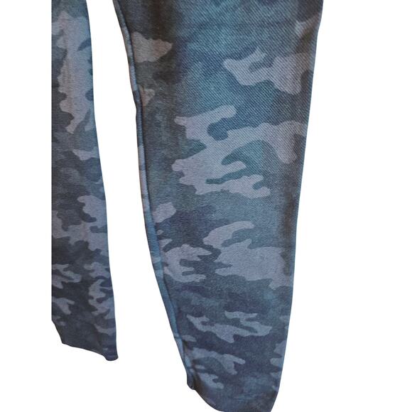 Spanx look at me now camo leggings - Picture 5 of 5